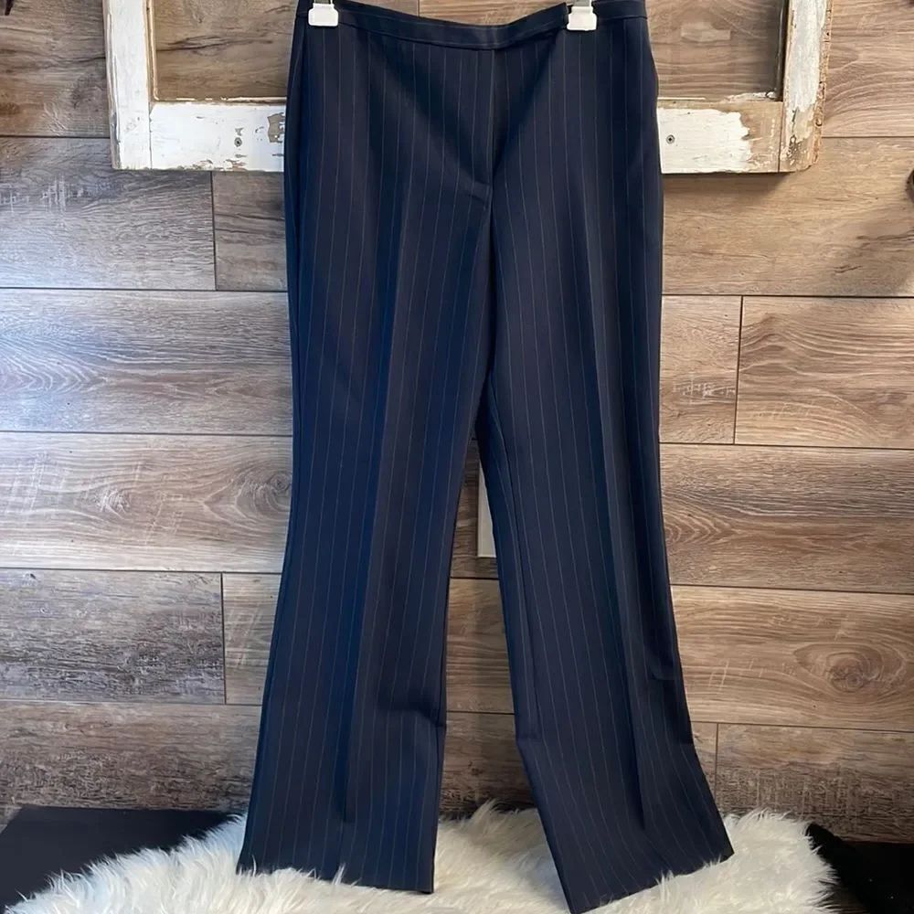 Modern Essentials Ladies Dress Pants Trousers, Navy Blue Pinstripes, Size 9
